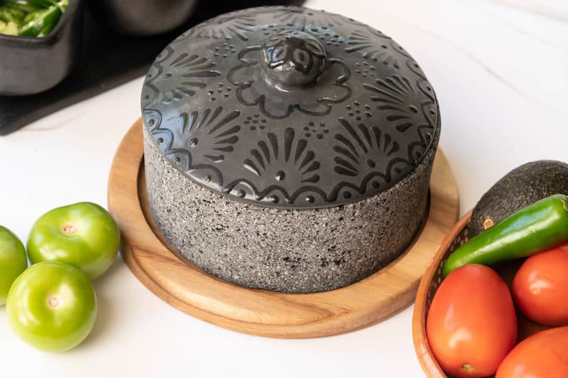 Molcajete Chilmamolli 8 inches with black talavera lid and wooden base