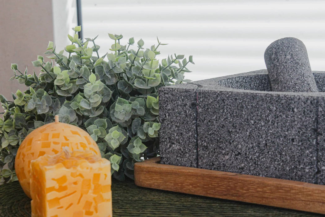 Volcanic Stone Molcajete "Nahui" Squared 7.9 Inches with wooden squared - CEMCUI